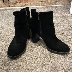 Velvet booties